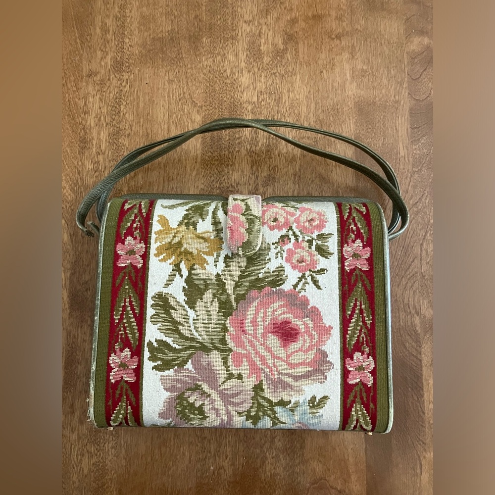 Vintage Nettie Rosenstein Floral 1950-1960 Purse (IMPERFECT)